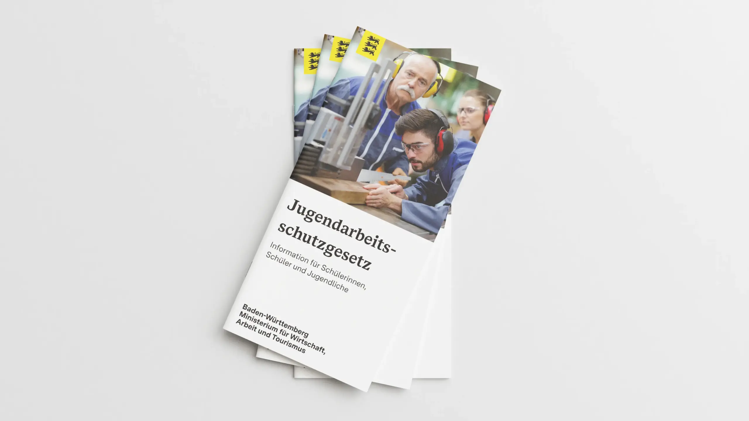 KB-Designagentur-Stuttgart-Crossmedia-Wirtschaftsministerium-Flyer-Jugendarbeitsschutzgesetz-1 KB-Designagentur-Stuttgart-Crossmedia-Wirtschaftsministerium-Flyer-Jugendarbeitsschutzgesetz-1